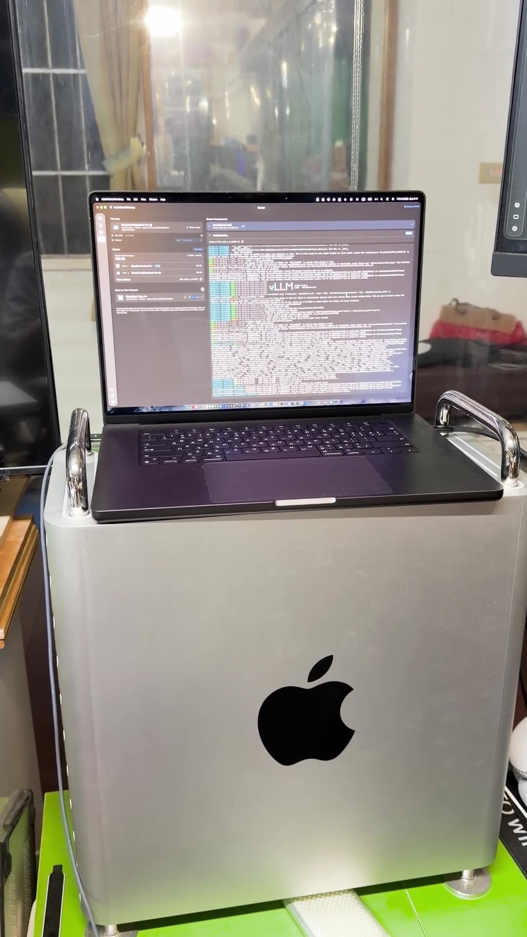 MacBook Pro 與 Mac Pro 上執行 vLLM Metal 推理引擎